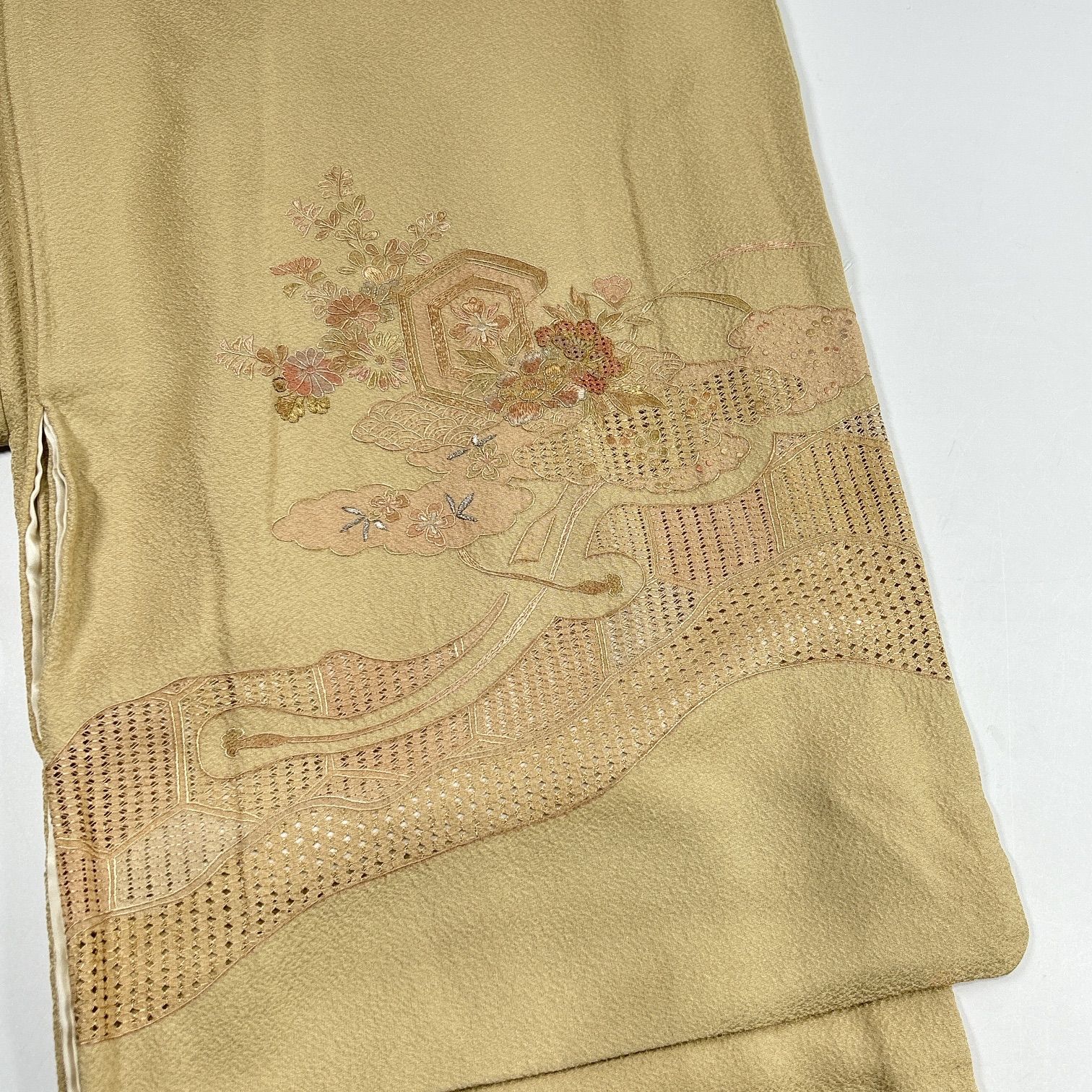 訪問着 汕頭刺繍 蘇州刺繍 落款あり 3枚 正絹 着物まとめ売り【F259 