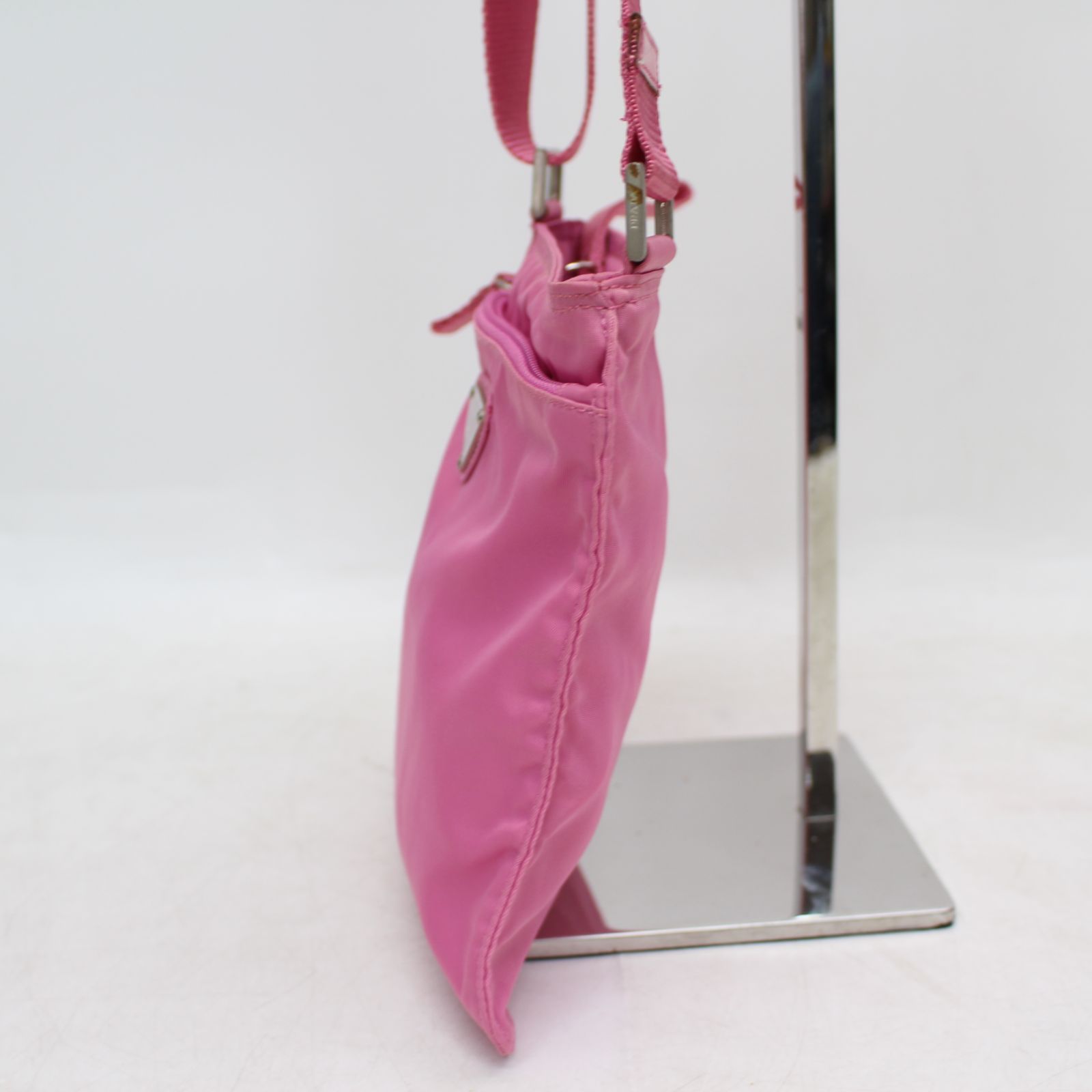 715)【美品】PRADA プラダ ショルダーバッグ 三角プレート ナイロン