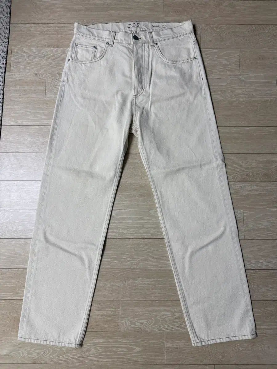 COS リラックス ジーン 31/32