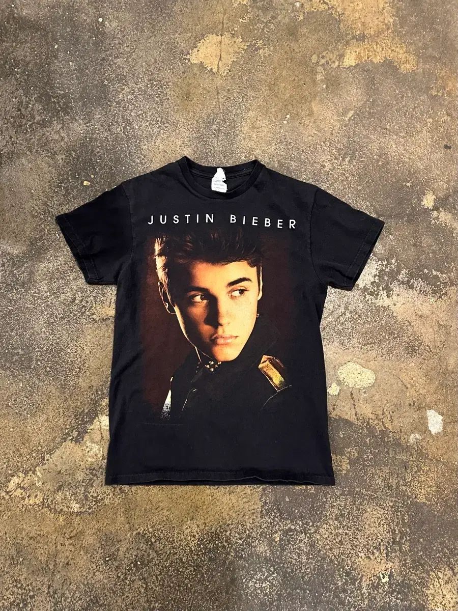 ヴィンテージ 2012 ジャスティン・ビーバー ツアー Tシャツ
