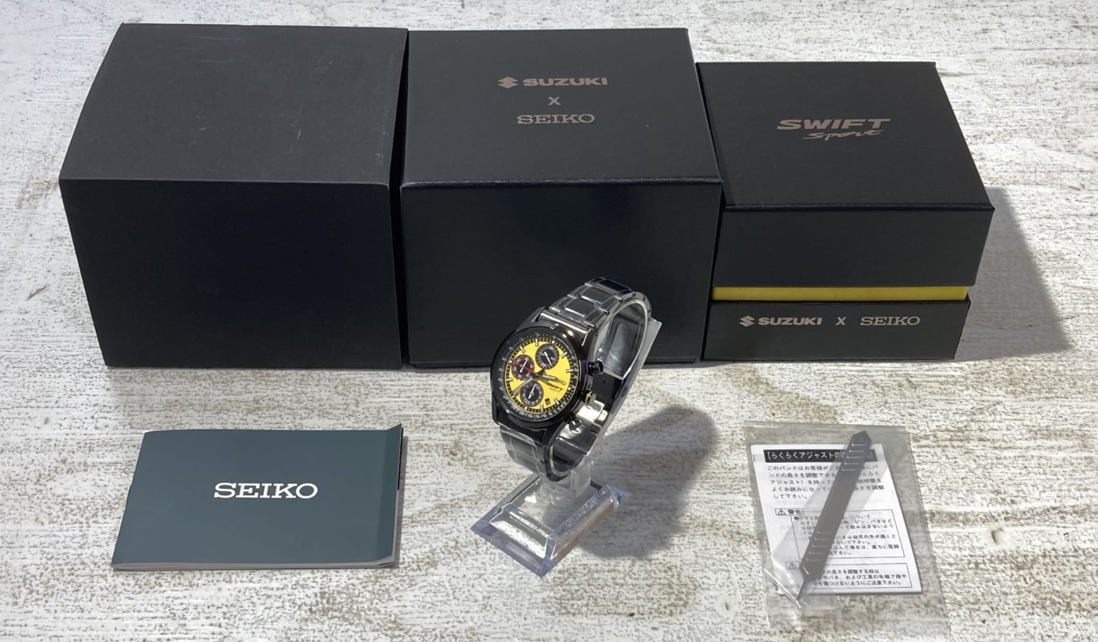 [紫波81-9-0612st] [併売] SEIKO SUZUKI SWIFT SPORT 7T92-HZB0 腕時計 ウォッチ スイフトスポーツコラボ[中古] [メンズ]