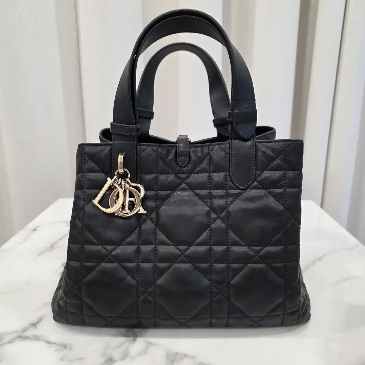 中古ブランド バイングス Dior チュチュール ミディアム ブラック 270,905円