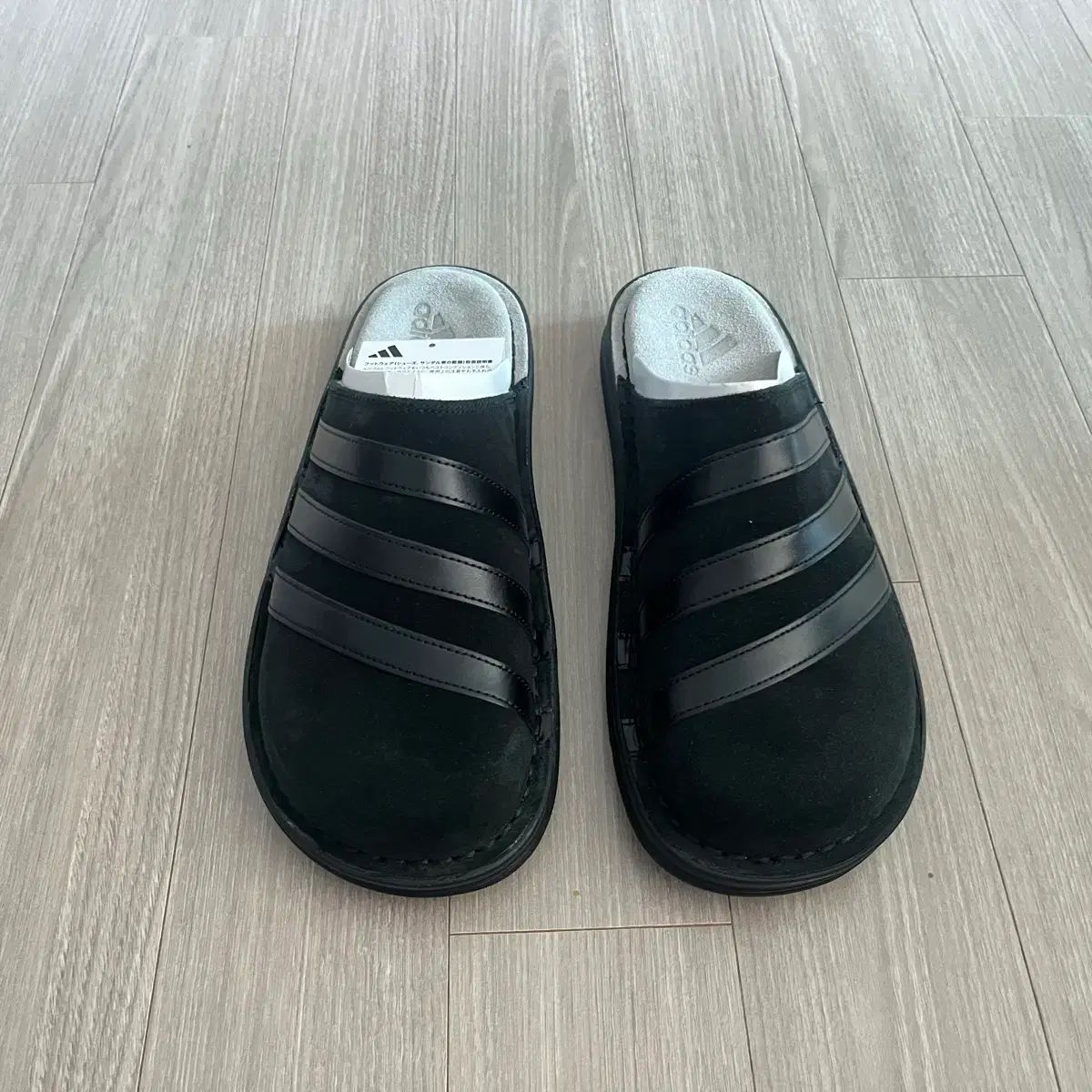 バーケン風 日本 adidas スウェードミュール 260-265 新品