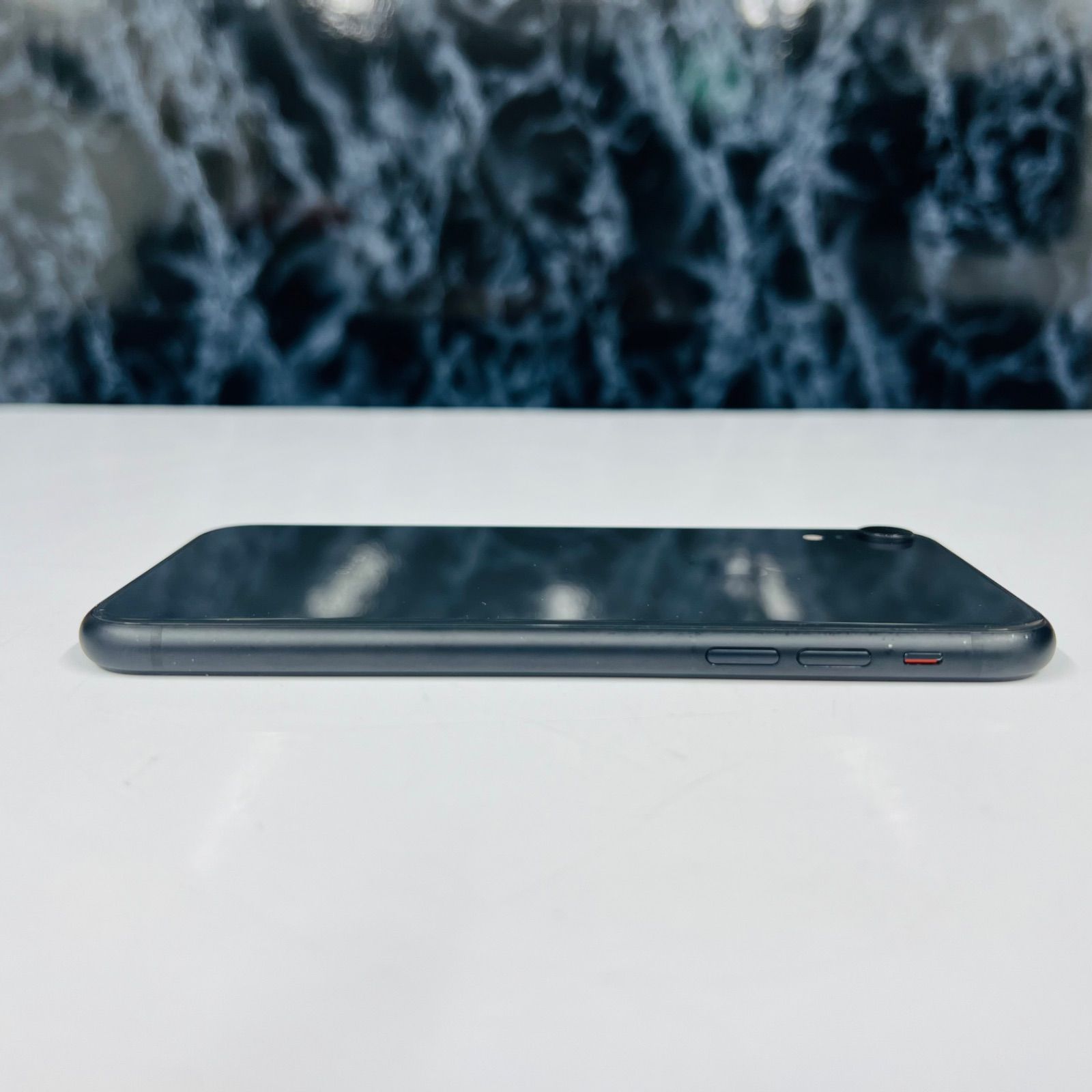 iPhone XR 64GB SIMフリー バッテリー100% ジャンク - メルカリ
