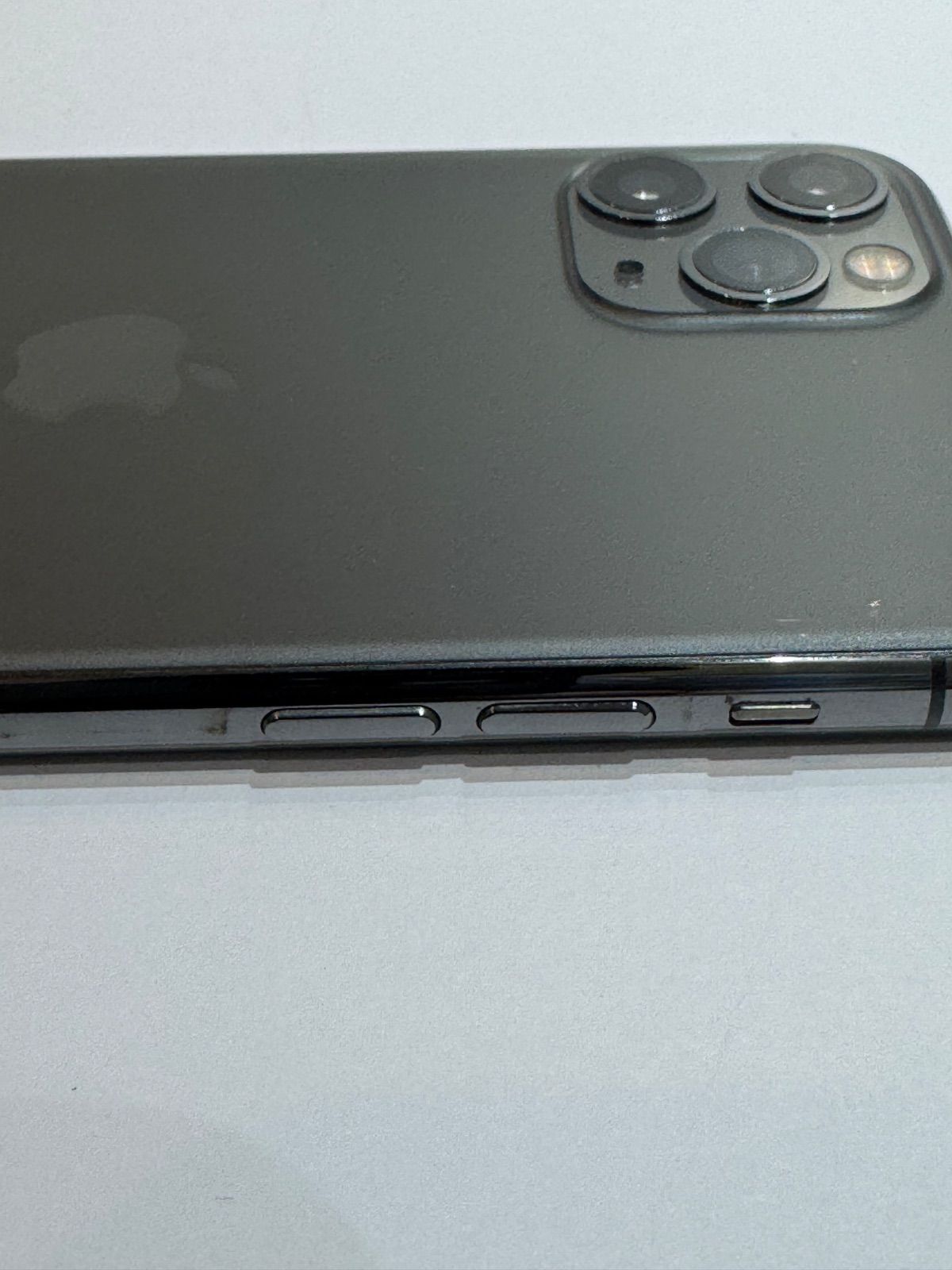 iPhone11Pro 64GB スペースグレー SIMフリー - メルカリ