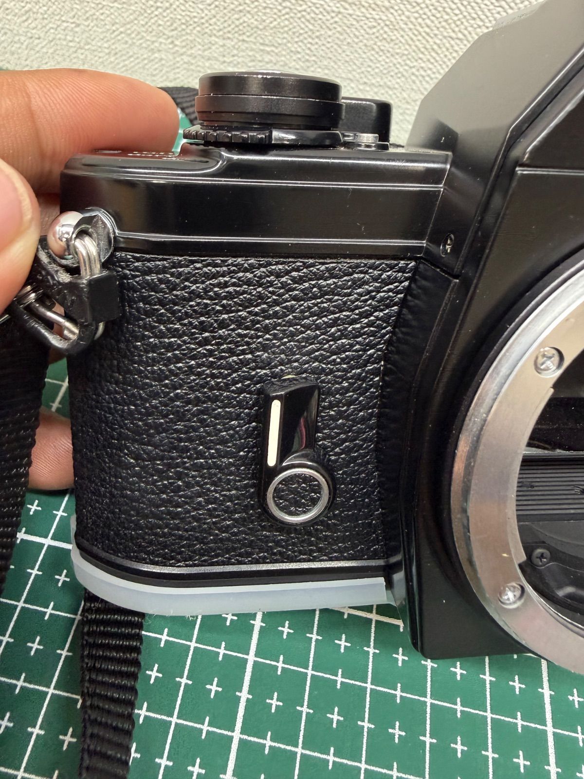 Nikon EM リトルニコン 美品！稼働品！ - メルカリ