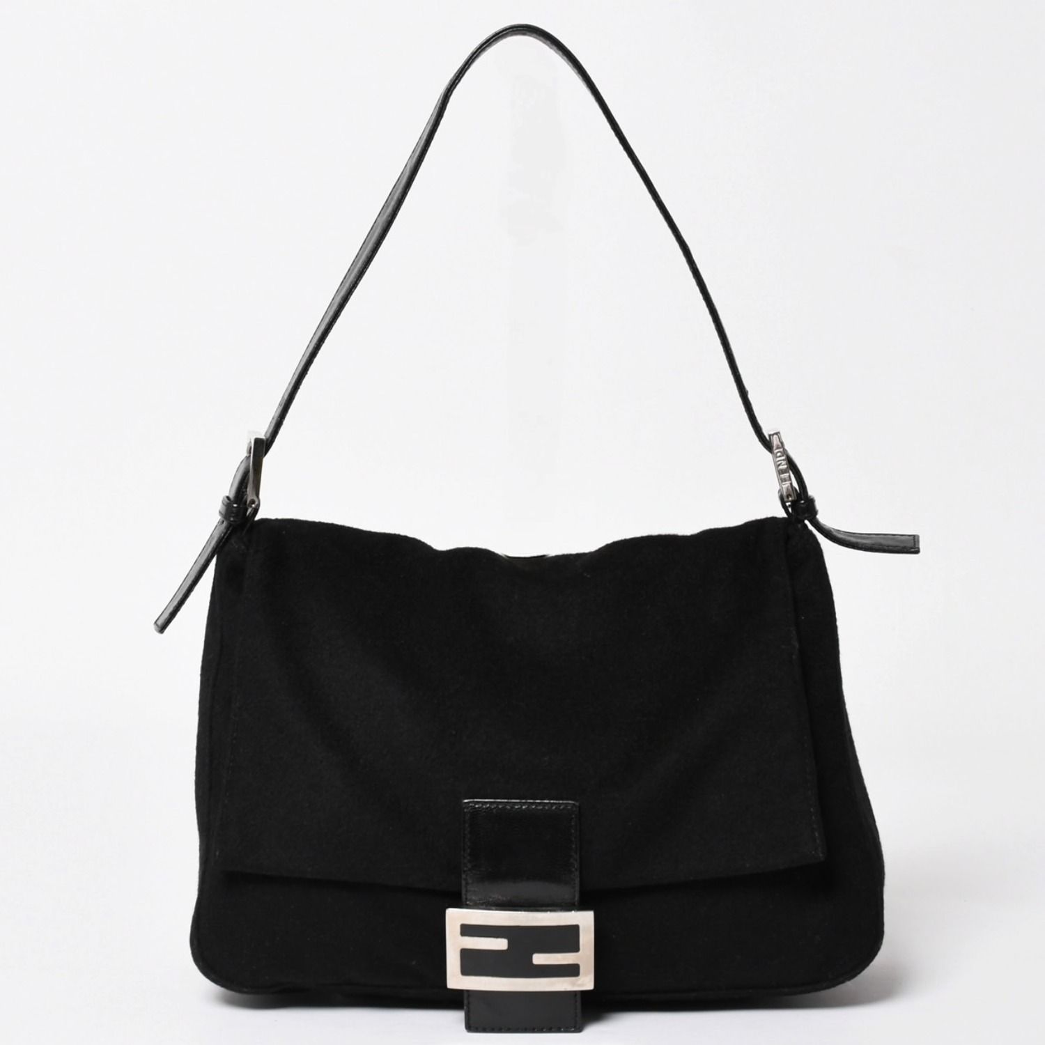 FENDI フェンディ マンマバケット ハンドバッグ 26325 コットンジャージ ブラック シルバー金具 美品 中古 4a000499