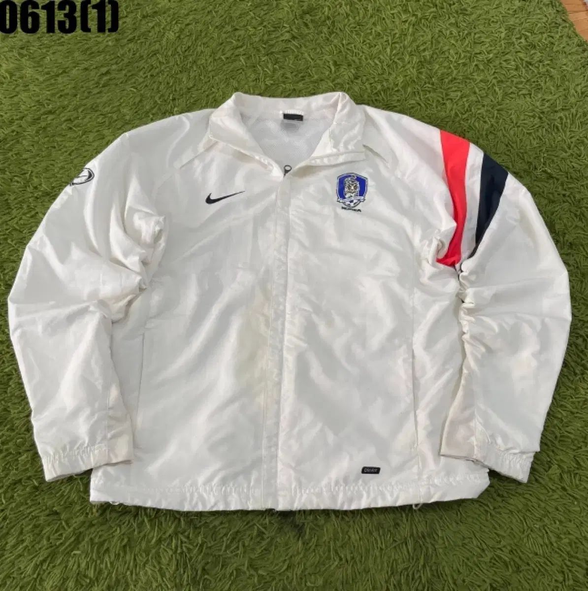NIKE 韓国国家代表 サッカーチーム トレーニング ジャケット 白 M