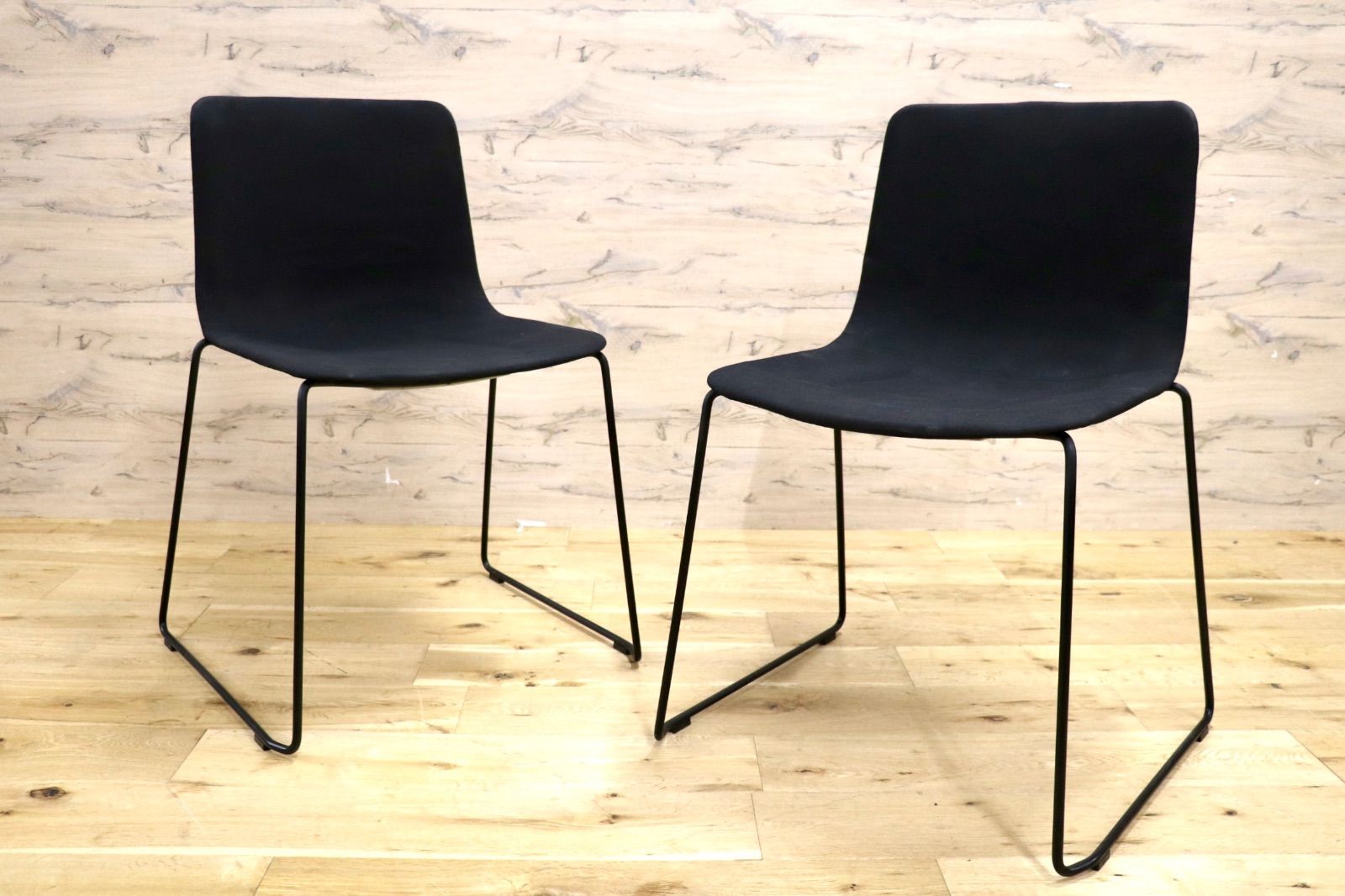 GMJS116A○FREDERICIA / フレデリシア スタッキングチェア ダイニングチェア アームレスチェア デンマーク ファブリック モダン 2脚セット