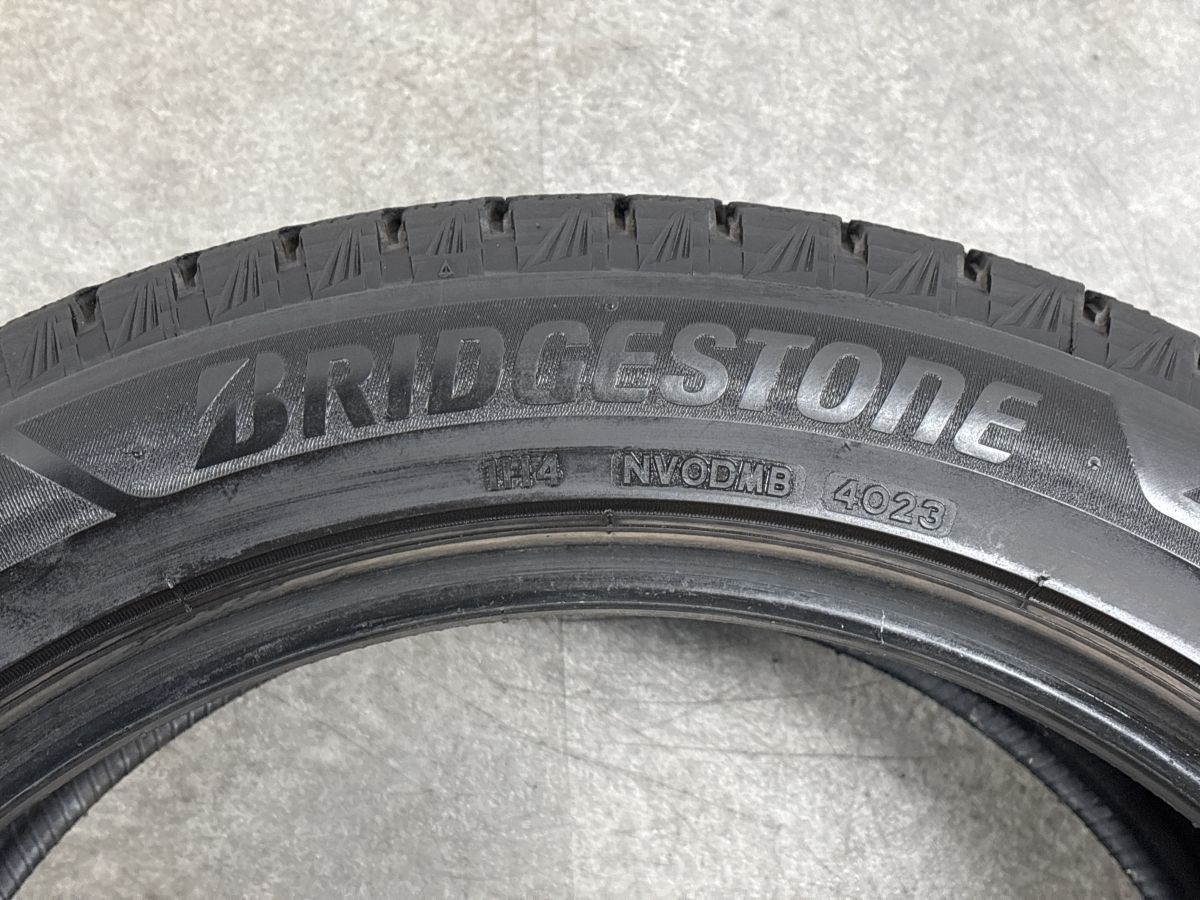 バリ溝】ブリヂストン ブリザック VRX3 235/50R19 2023年製 4本