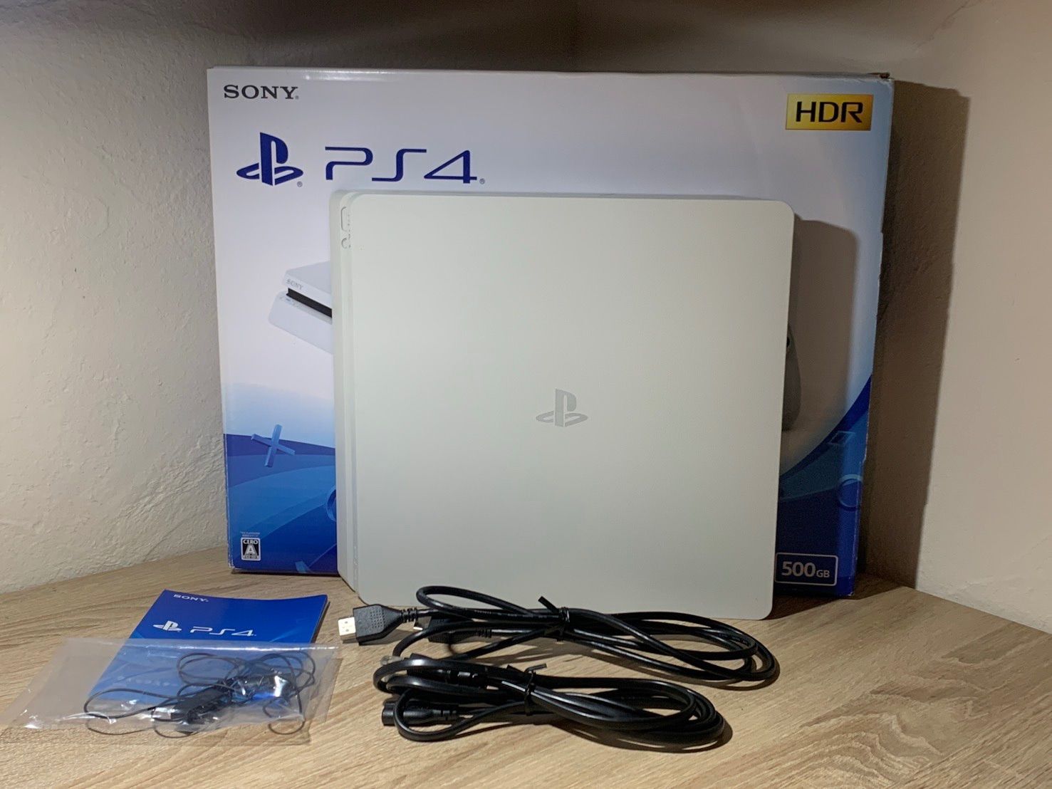 1489 PlayStation 4 CUH-2200A ホワイト 動作確認済み【宅】