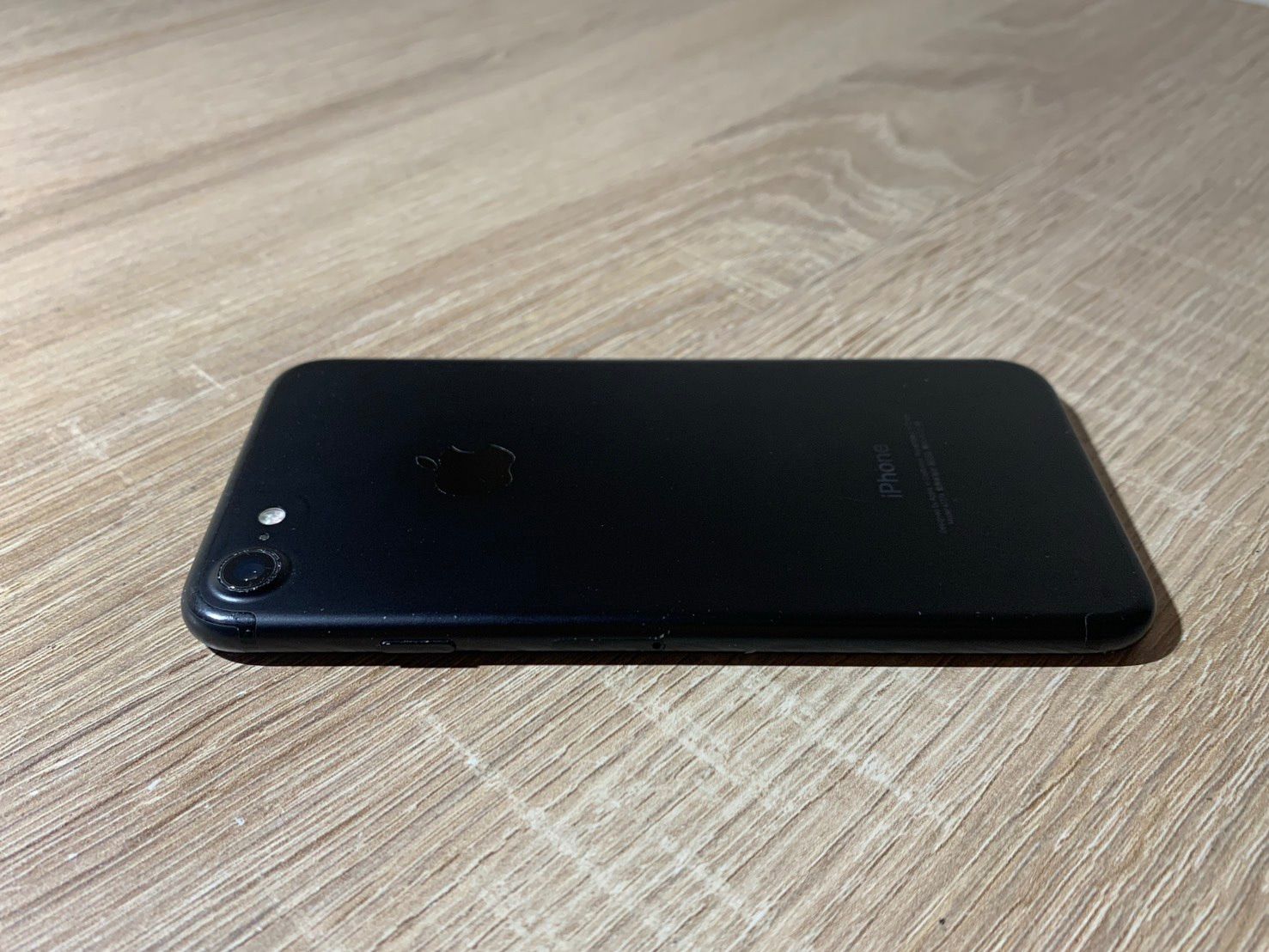 iPhone 7 32GB ブラック 美品 SIMフリー - メルカリ