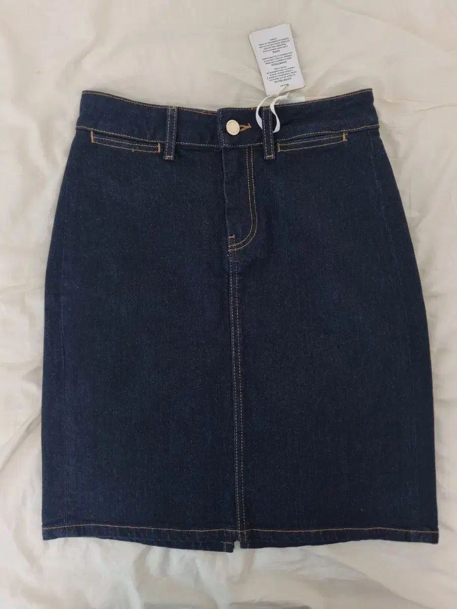 (新品) トミーヒルフィガー デニム H LINE スカート