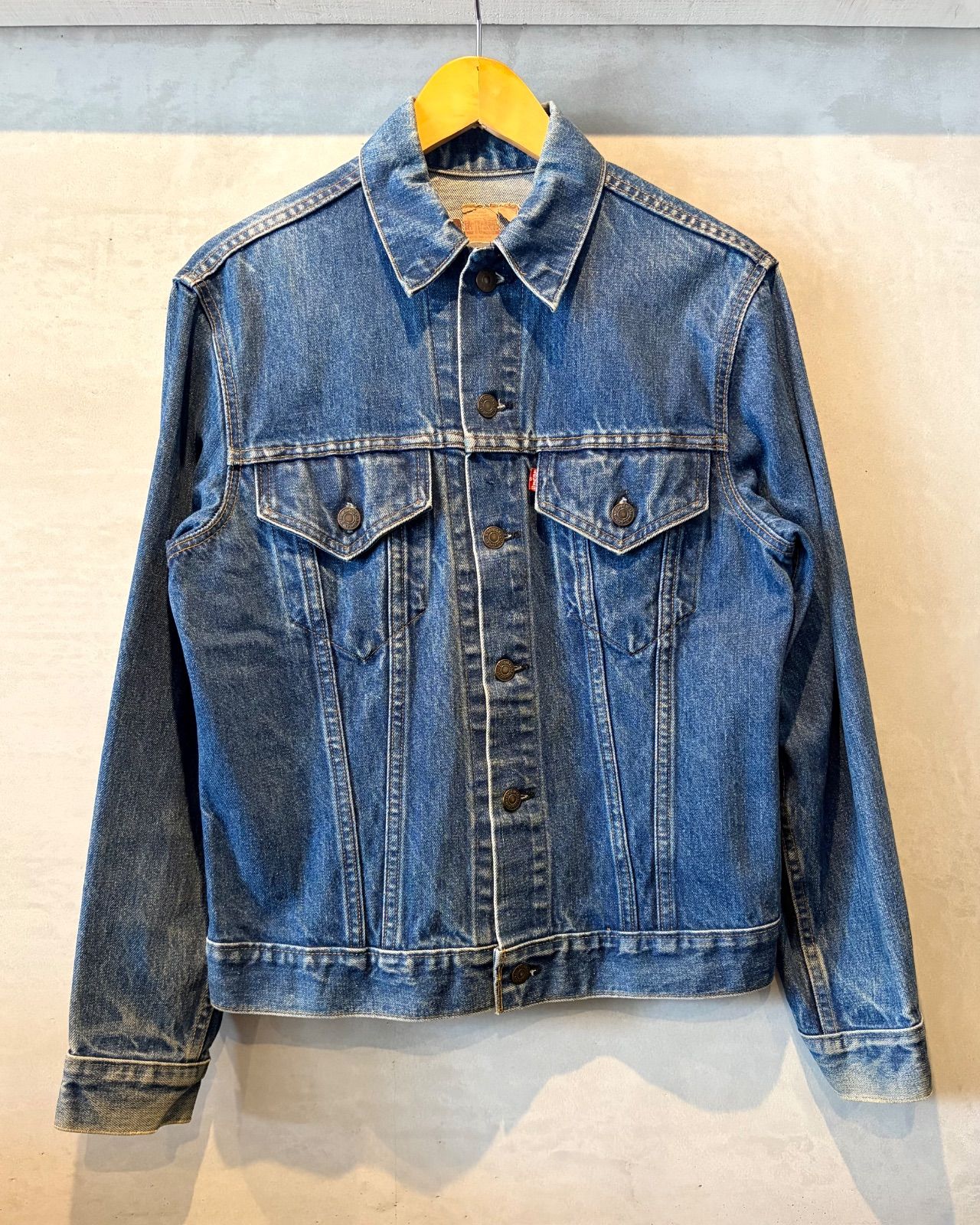 60〜70's Levi's 70505-0217-Denim Jacket-(size 40)Made in U.S.A.
