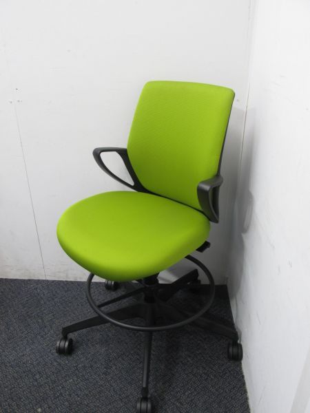 【中古品】コクヨ 固定肘付ピコラチェア CRS-G530E6 グリーン