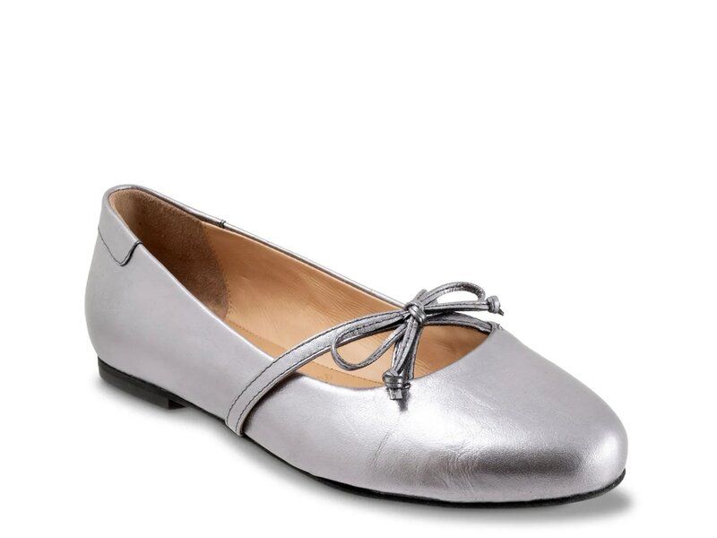 トロッターズ レディース シューズ パンプス Trotters Carissa Ballet Flat Silver Metallic シルバー