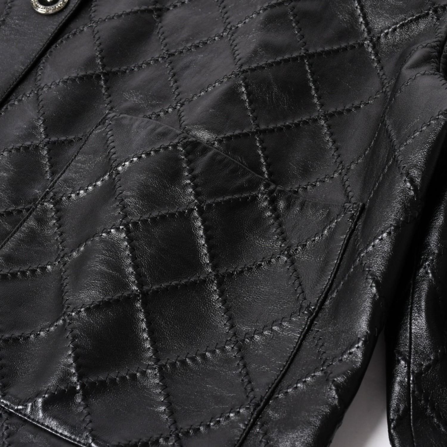 極美品 CHANEL シャネル マトラッセ ノーカラー仕様ブラックレザー