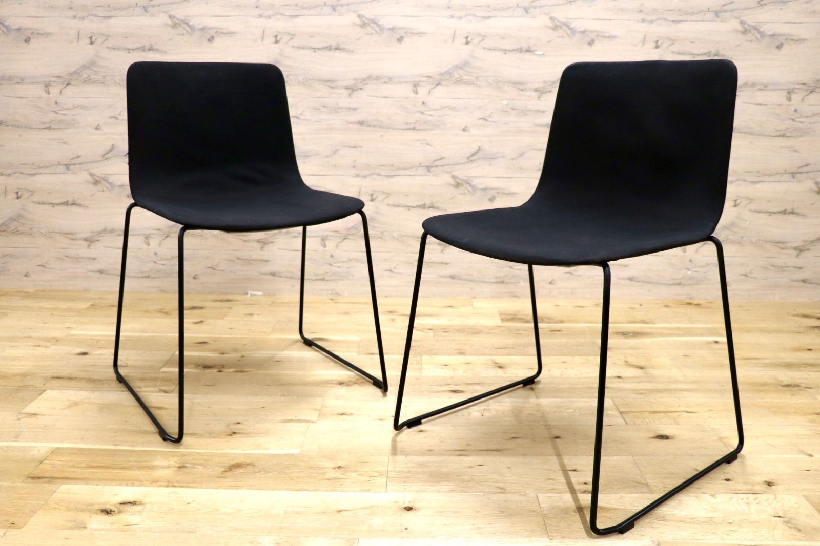 GMJS116B○FREDERICIA / フレデリシア スタッキングチェア ダイニングチェア アームレスチェア デンマーク ファブリック モダン 2脚セット