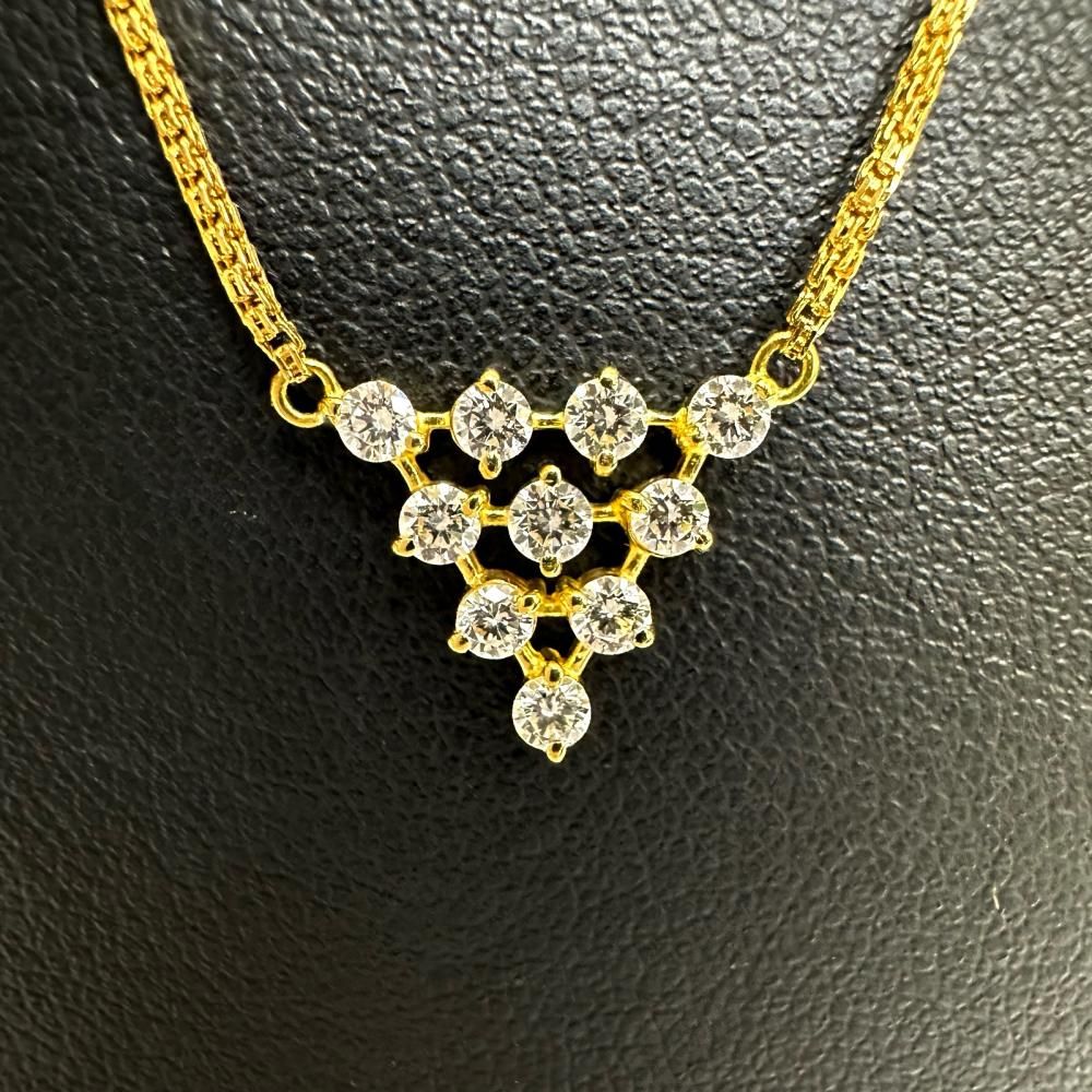 ゴールドネックレス K18 ネックレス 星 ネックレス ララクリスティー