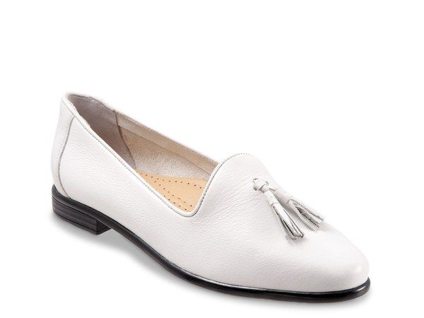 トロッターズ レディース シューズ スリッポン・ローファー Trotters Liz Loafer White ホワイト