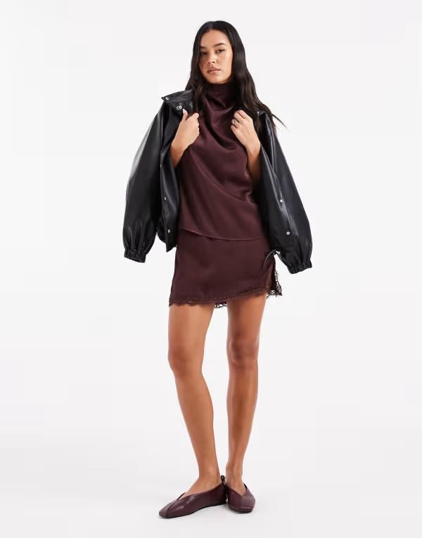 エイソス レディース ボトムス スカート レーストリム ミニ サテン レース ASOS DESIGN satin split front lace trim mini skirt TBC