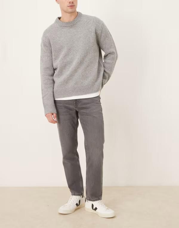 マンゴ メンズ ボトムス デニムパンツ ジーンズ Mango lori tapered jeans in washed Gray グレー