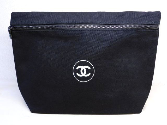シャネル CHANEL BEAUTE □ ポーチ ノベルティ品 ココマーク 黒 