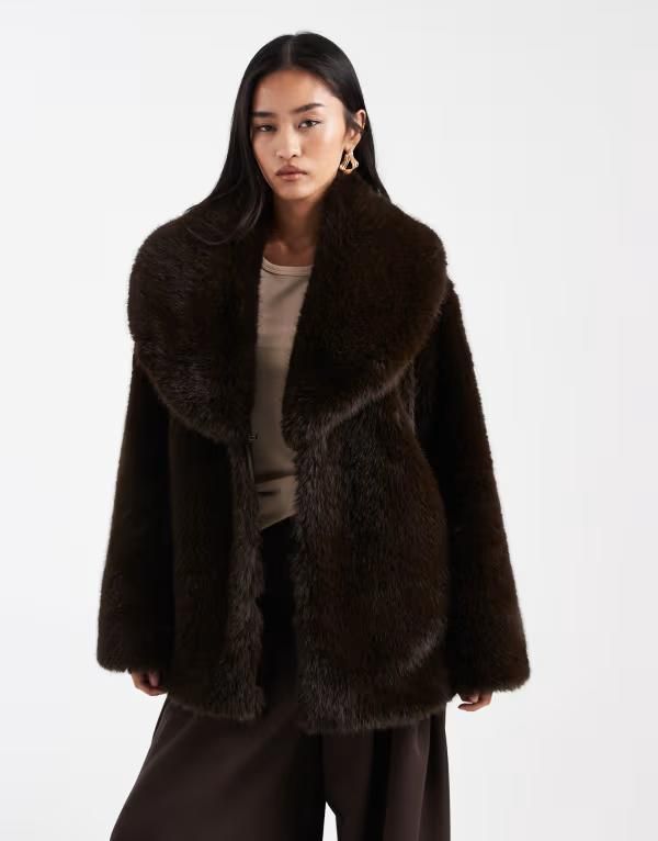 フォースレックレス レディース アウター ジャケット・ブルゾン 4th Reckless faux fur oversized collar jacket in chocolate BROWN ブラウ