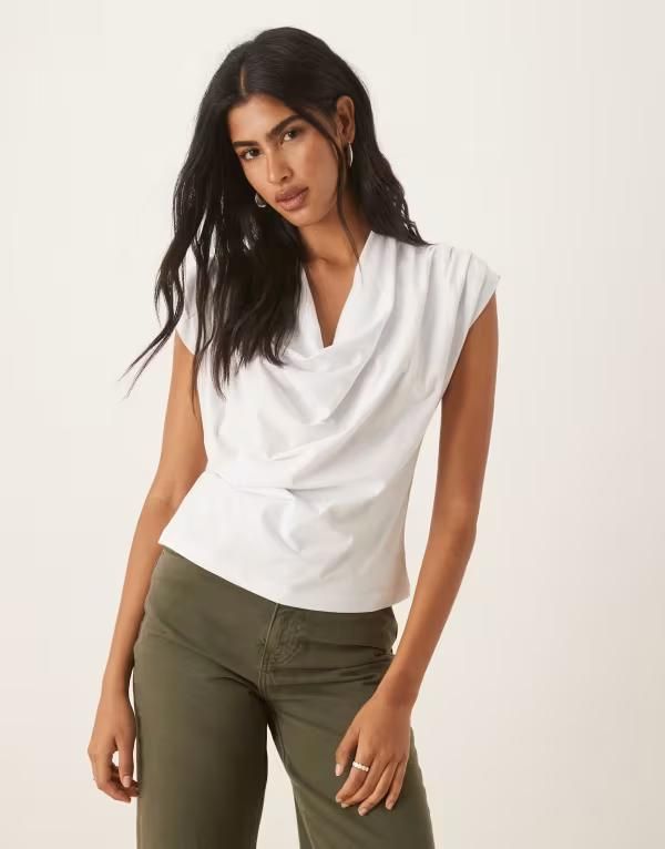 エイソス レディース トップス Tシャツ ドレープ ASOS DESIGN cowl drape detail tee WHITE ホワイト
