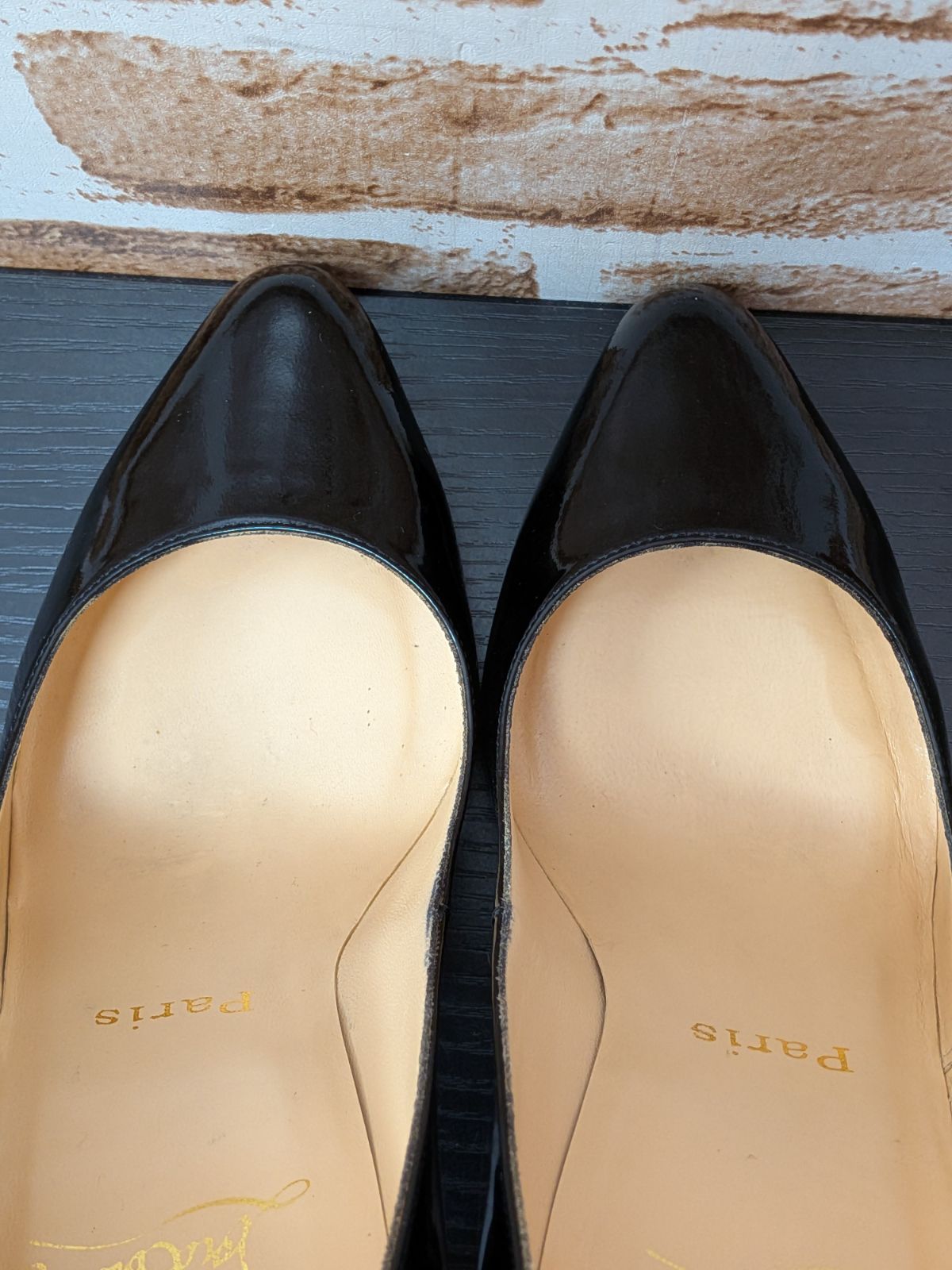 美品】クリスチャン ルブタン Louboutin エナメル パンプス ブラック