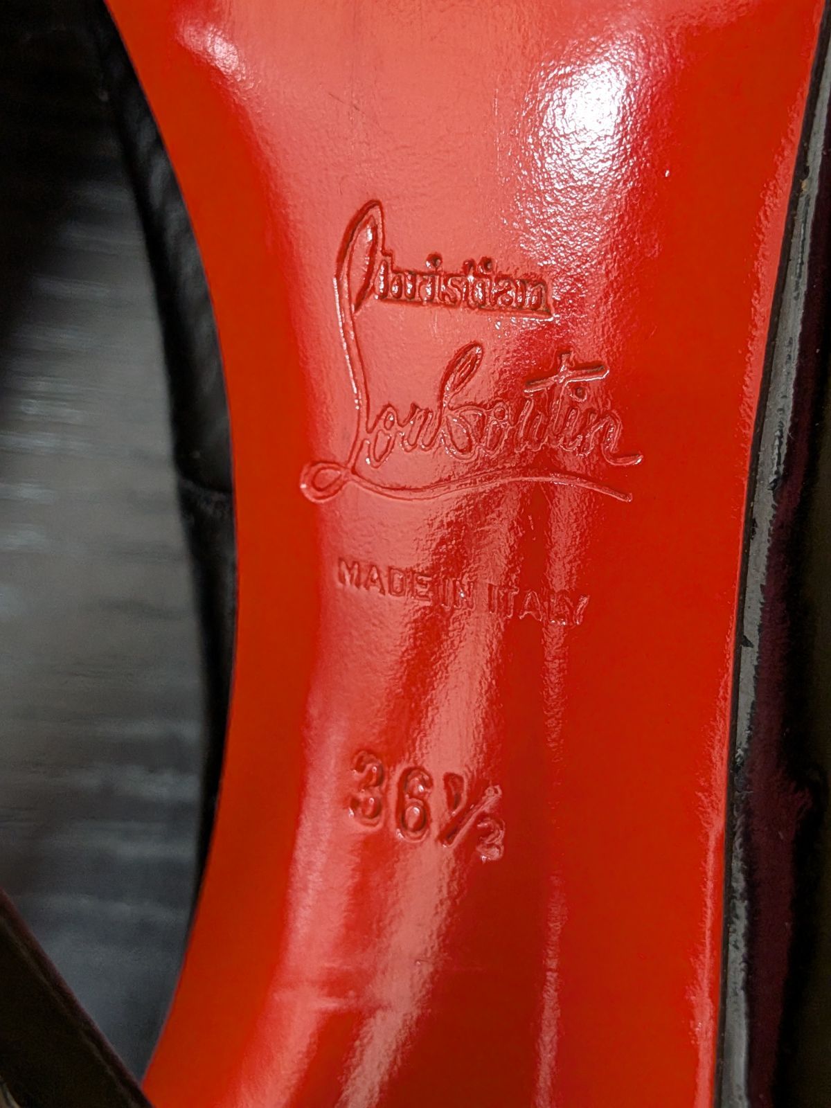 美品】クリスチャン ルブタン Louboutin エナメル パンプス ブラック