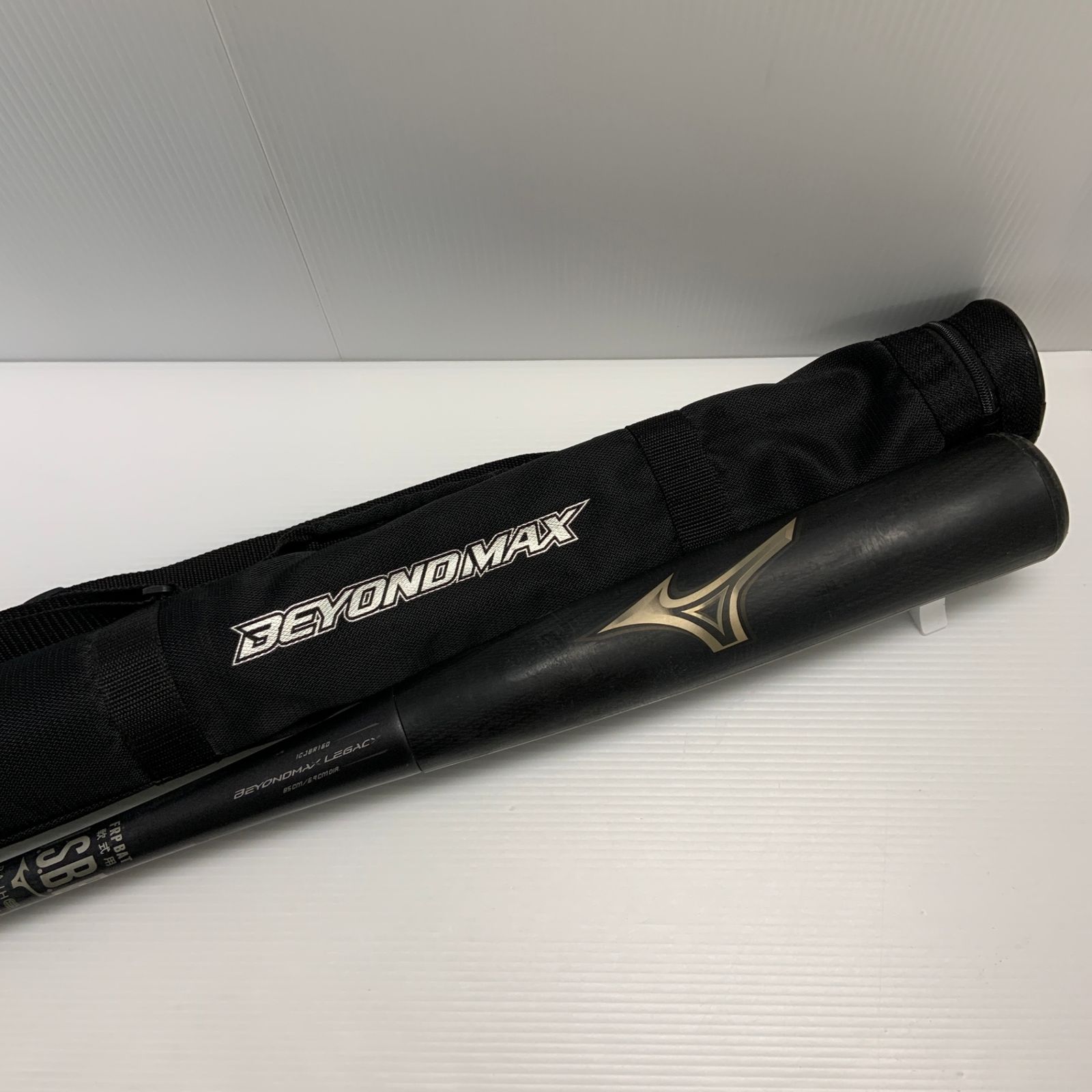 ミズノ MIZUNO ビヨンドマックスレガシー 軟式 大人 一般 FRP製バット 1CJBR160 中古 ケース付き 野球 8046