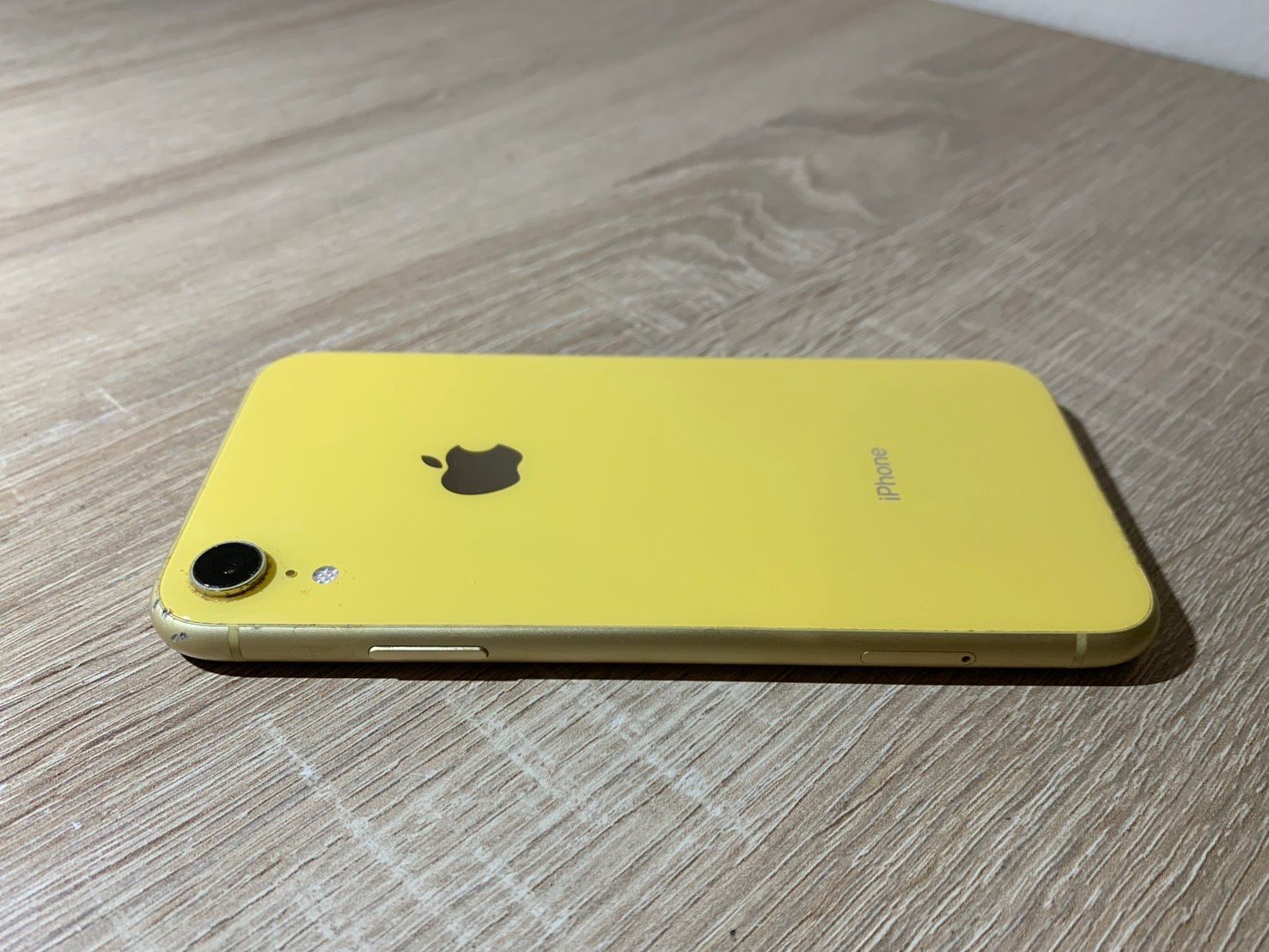 【ジャンク】iPhone XR 64GB イエロー FaceID不可 iPhone XR 64GB イエロー ジャンク品 - メルカリ