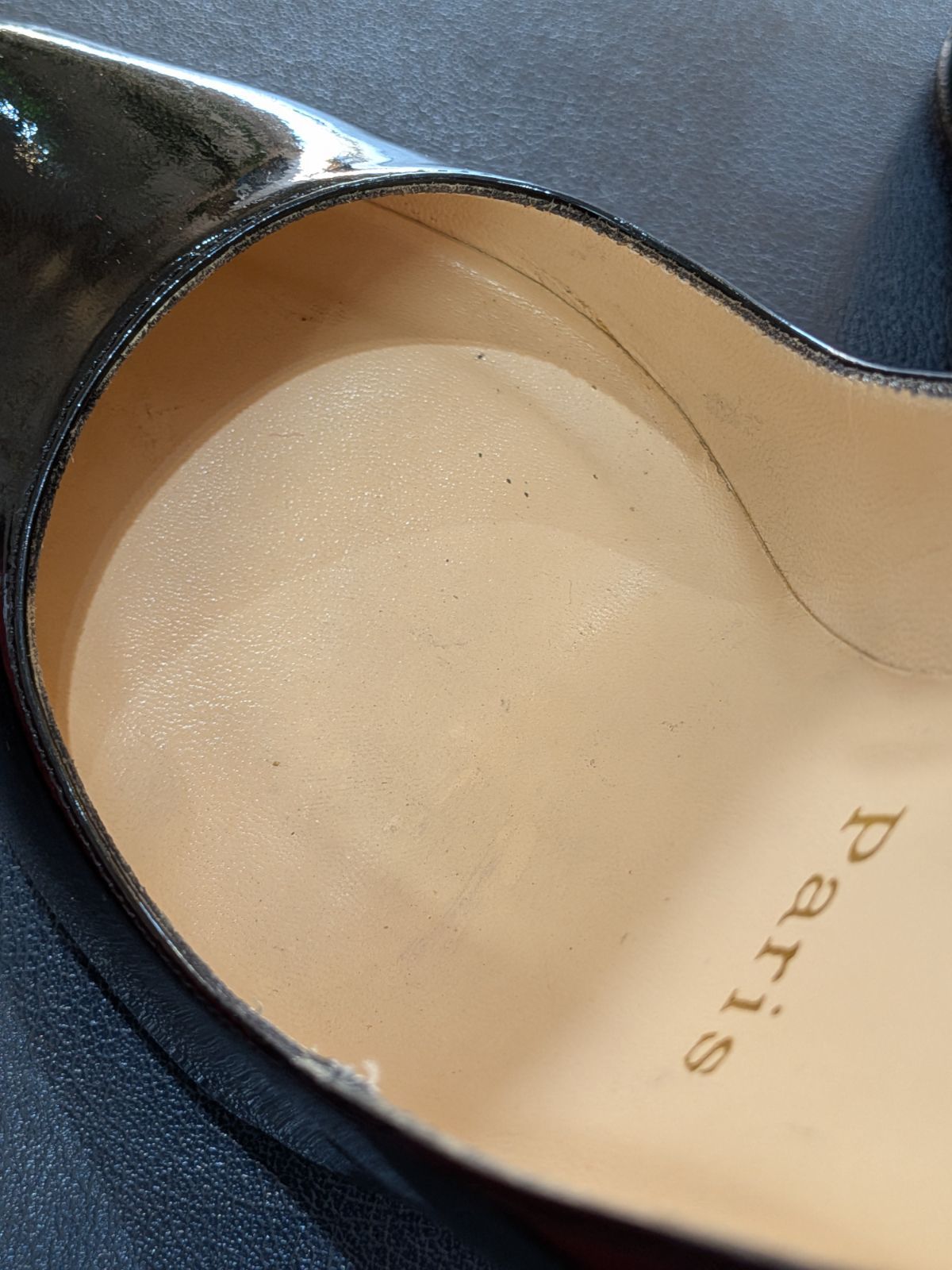 美品】クリスチャン ルブタン Louboutin エナメル パンプス ブラック