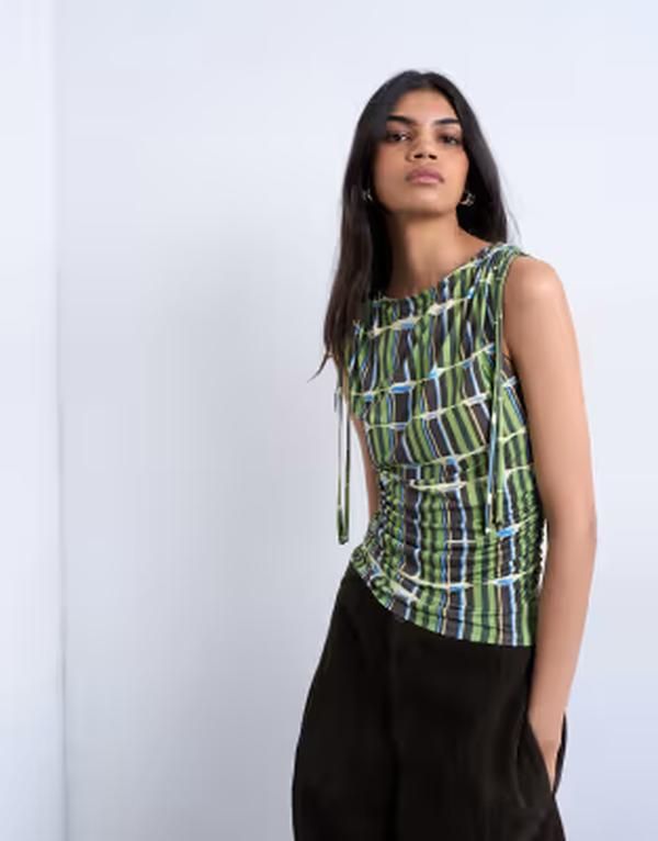 トップショップ レディース トップス タンクトップリント ギャザー Topshoplaid print microfiberuched shoulder tank GREEN グリーン