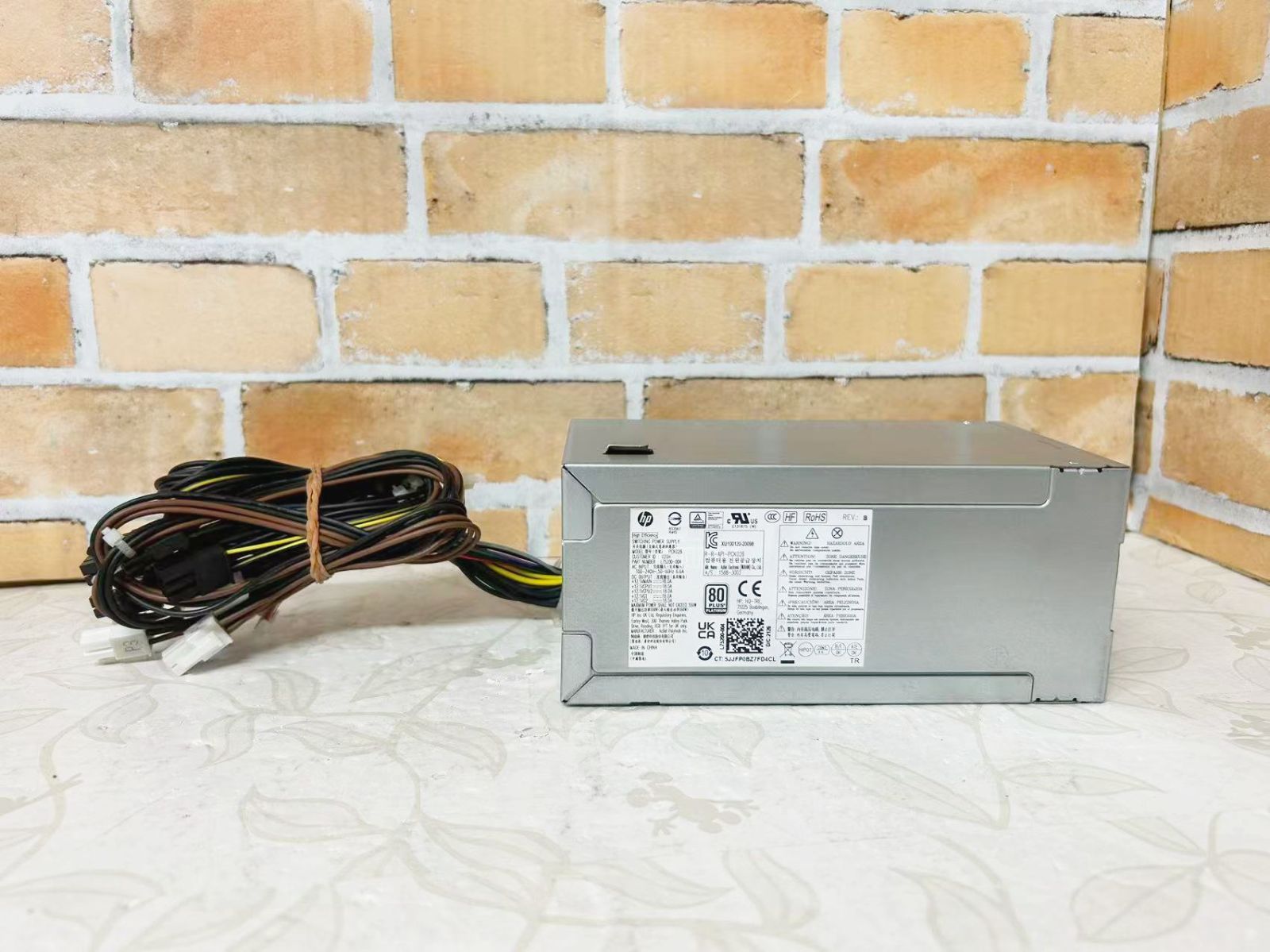YM0534★HP EliteDesk 800 G6 TWR 取外し 550W 電源ユニット PCK026 L75200-004 80PLUS Platinum 動作品
