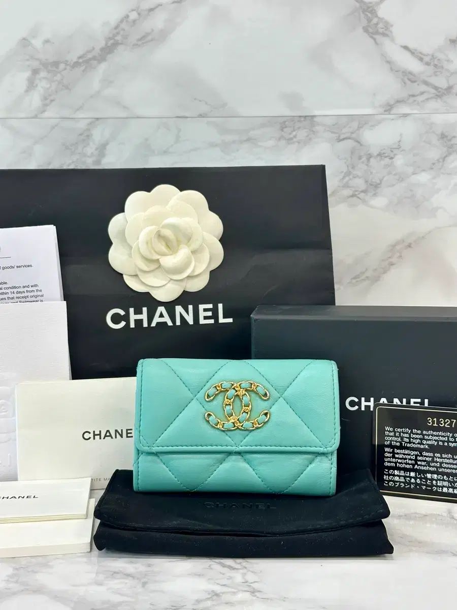 (フルセット) CHANEL シャネル 19 フラップ カードウォレット