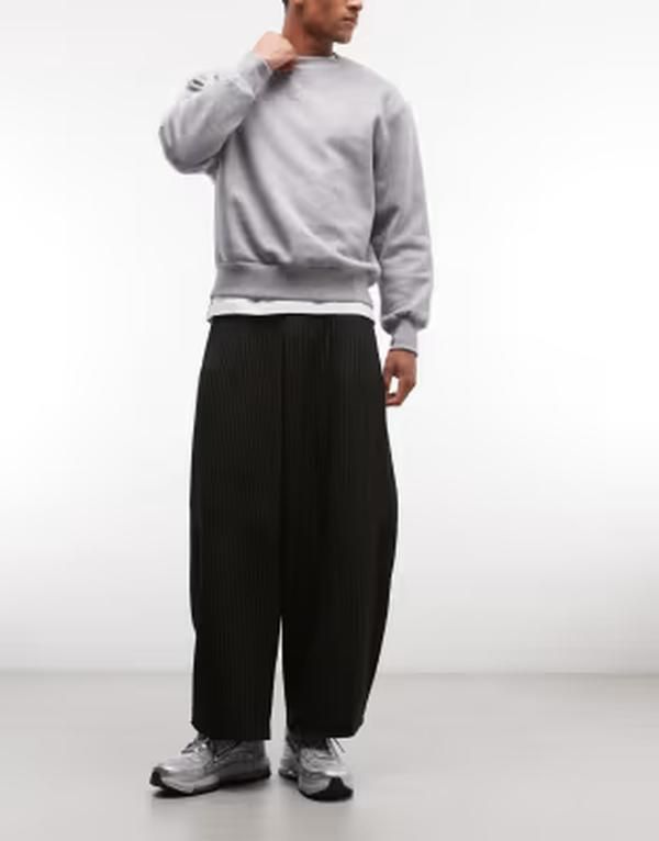 コルージョン メンズ ボトムス カジュアルパンツ COLLUSION tailored pull on balloon pants in pinstripe Black Pinstripe ブラック