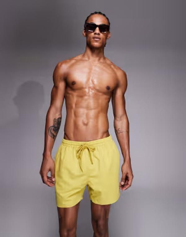 サウスビーチ メンズ 水着 ハーフパンツ・ショーツ ショートパンツ South Beach swim shorts in olive オリーブ