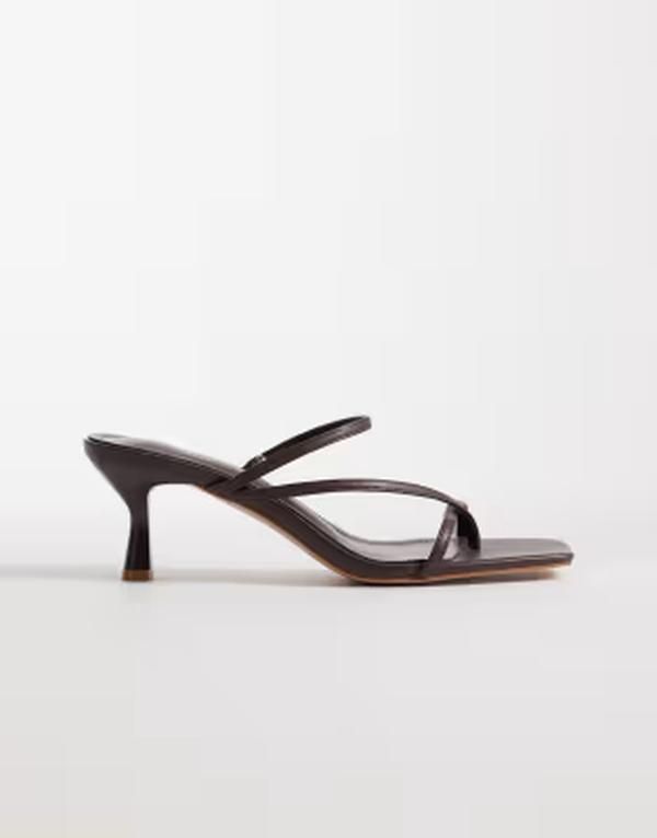 シミ レディース シューズ サンダル ヒール SIMMI Shoesimmi London Zarah kitten heeled mule sandals in chocolate pu チョコレー