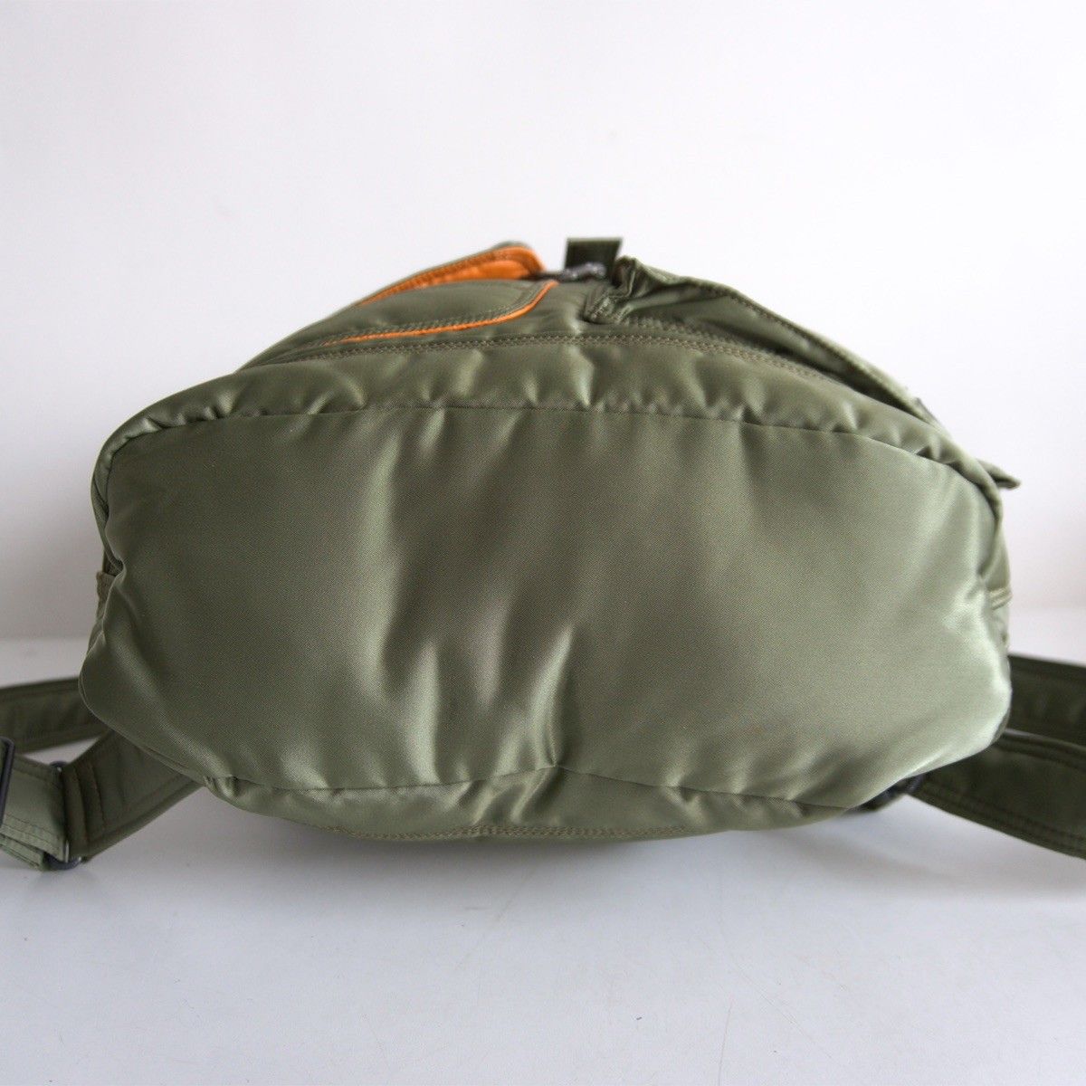 美品】PORTER 【タンカー リュック】ポーター セージグリーン バック