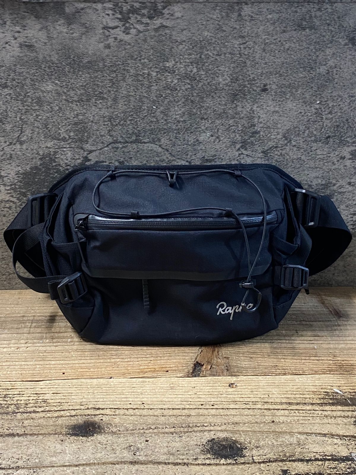 KG663 ラファ Rapha TRAIL HIP PACK ウェストポーチ 黒 汚れ - メルカリ
