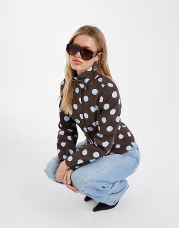 エイソス レディース アウター ジャケット・ブルゾン スタンドネック ドット デニム ASOS DESIGN denim fitted funnel neck jacket and blue polk
