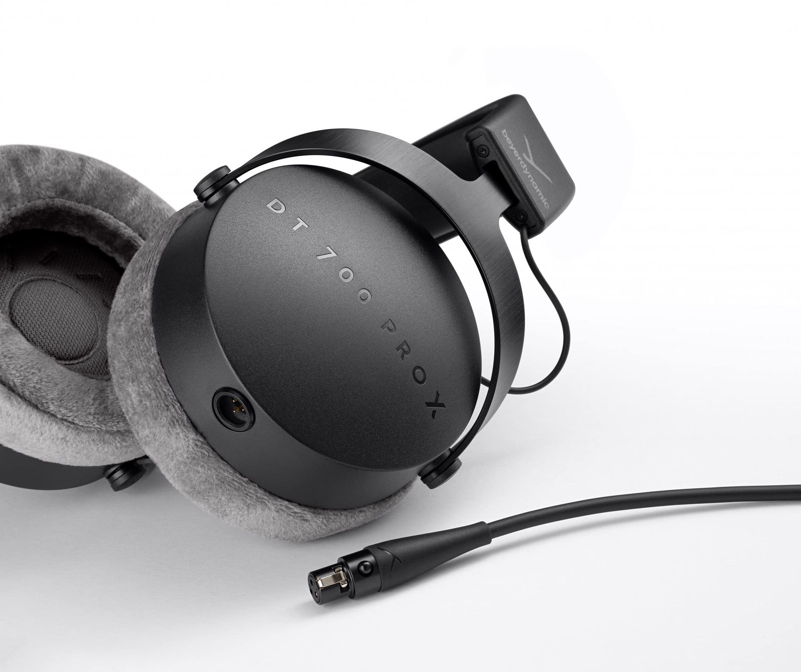 beyerdynamic DT 700 PRO X 密閉型スタジオヘッドホン｜詳細画像