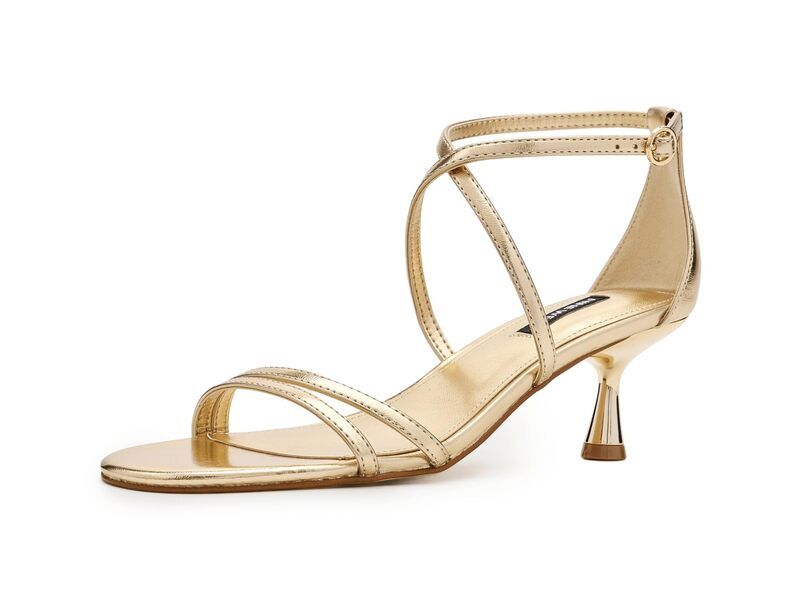 ナインウェスト レディース シューズ サンダル Nine West Jettie Gold Patent ゴールド