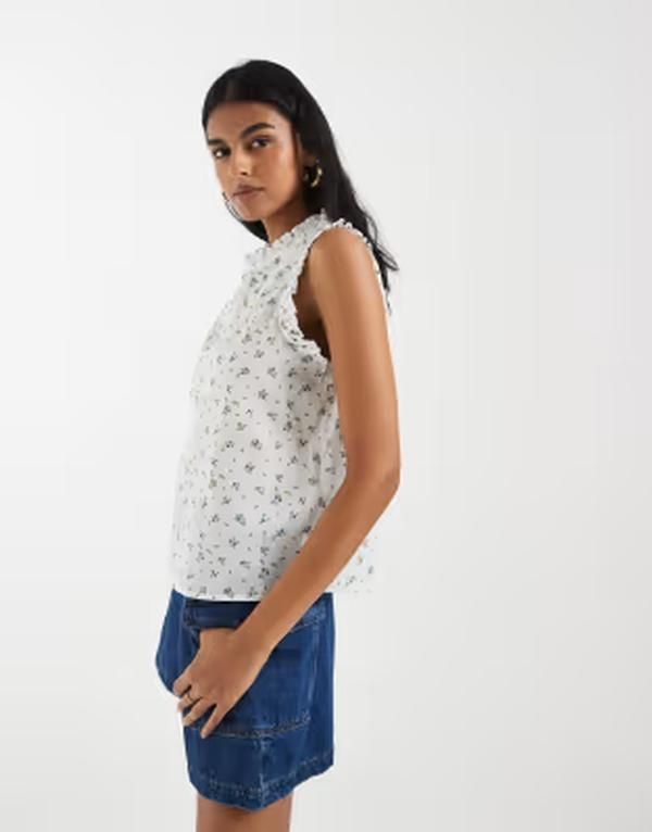 ヴェロモーダ レディース トップス ベスト フラワー柄 プリント フリル ノースリーブ フラワー Vero Moda dobby texture ruffle trim sleeveless top