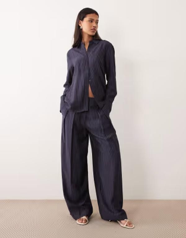 マンゴ レディース ボトムス カジュアルパンツ ワイドレッグ Mango Beli tailored wide leg pants pinstripes part of a set NAVY ネイビー