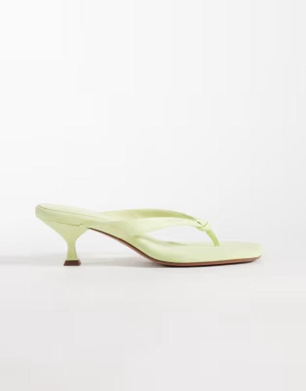 エイソス レディース シューズ サンダル ヒール ASOS DESIGN Havana flip flop kitten heel sandals in lime LIGHT GREEN グリーン