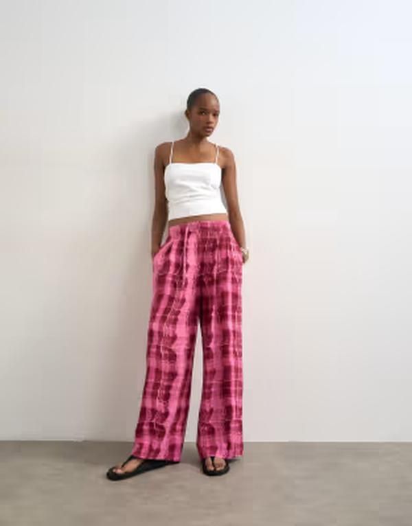トップショップ レディース ボトムス カジュアルパンツ リネン Topshop linen blend balloon pants with tie waist plaid PINK ピンク