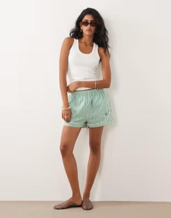 カルバンクライン レディース ボトムス ハーフパンツ・ショーツ ショートパンツ ロゴ Calvin Klein logo poplin track shortstripe Green グリーン